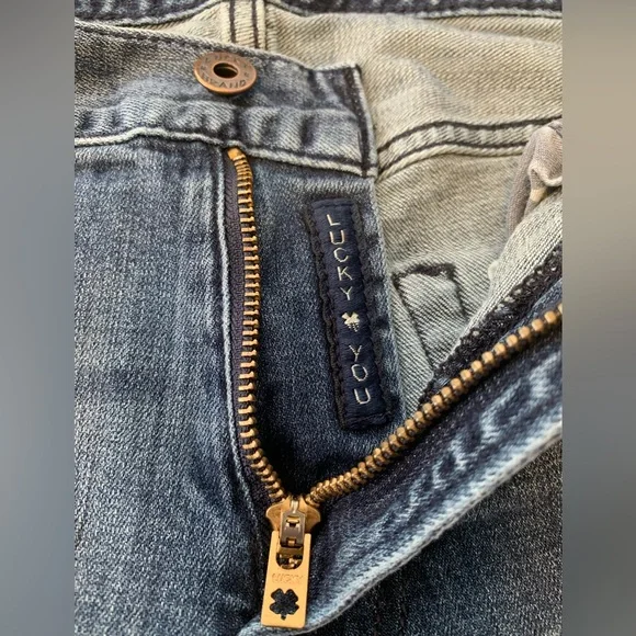 Lucky Brand 221 Original Straight Jeans - Picture 10 of 15